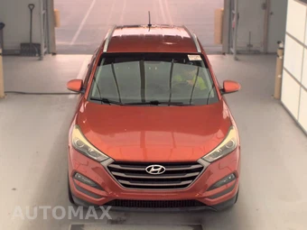 2016 Hyundai Tucson SE – miniatura 2