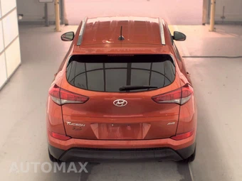 2016 Hyundai Tucson SE – miniatura 5