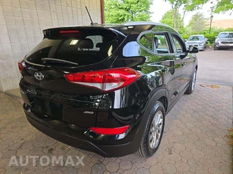 2016 Hyundai Tucson SE - miniatura 3
