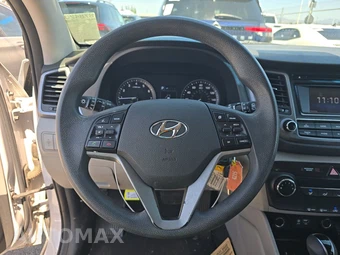 2016 Hyundai Tucson SE – miniatura 10