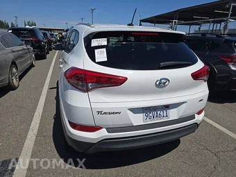 2016 Hyundai Tucson SE – miniatura 5