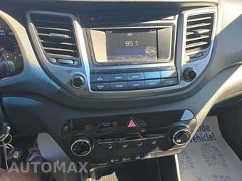 2016 Hyundai Tucson SE – miniatura 10
