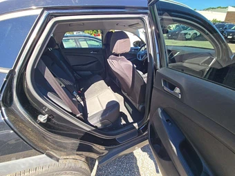 2016 Hyundai Tucson SE – miniatura 16