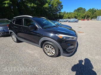 2016 Hyundai Tucson SE – miniatura 4