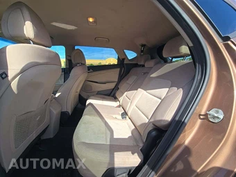 2016 Hyundai Tucson SE w/Beige Interior - miniatura 10