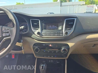 2016 Hyundai Tucson SE w/Beige Interior - miniatura 7