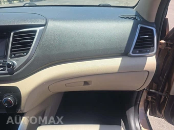 2016 Hyundai Tucson SE w/Beige Interior - miniatura 16