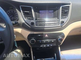2016 Hyundai Tucson SE w/Beige Interior - miniatura 7