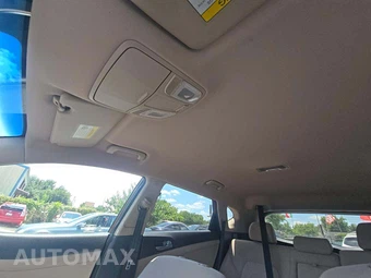 2016 Hyundai Tucson SE w/Beige Interior - miniatura 8