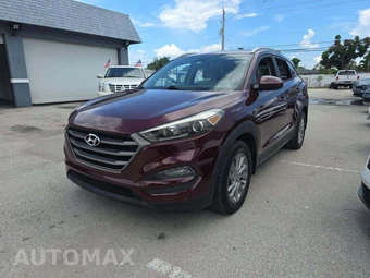 2016 Hyundai Tucson SE w/Beige Interior