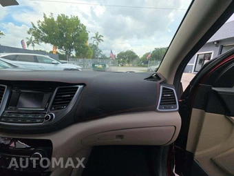 2016 Hyundai Tucson SE w/Beige Interior - miniatura 19