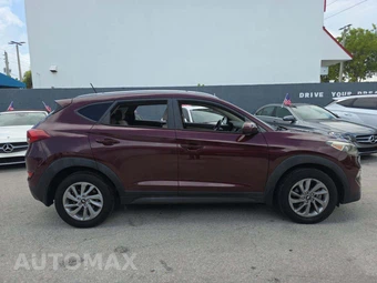 2016 Hyundai Tucson SE w/Beige Interior - miniatura 4