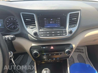 2016 Hyundai Tucson SE w/Beige Interior - miniatura 10