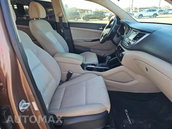 2016 Hyundai Tucson Sport w/Beige Interior - miniatura 8