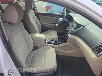 2016 Hyundai Tucson Sport w/Beige Interior - miniatura 8