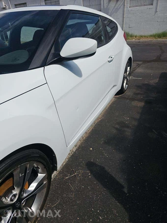 2016 Hyundai Veloster – miniatura 25