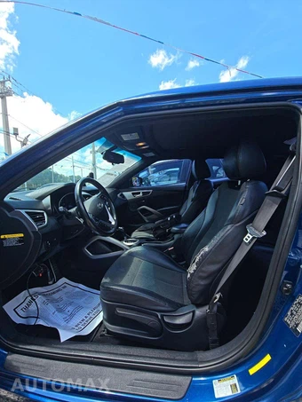 2016 Hyundai Veloster – miniatura 6