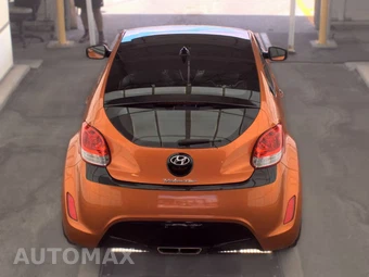 2016 Hyundai Veloster – miniatura 5