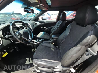 2016 Hyundai Veloster – miniatura 7