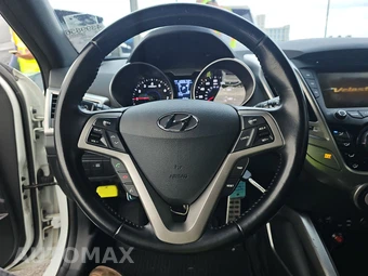2016 Hyundai Veloster – miniatura 10
