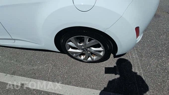 2016 Hyundai Veloster – miniatura 23