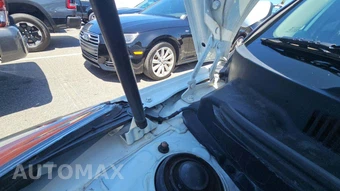 2016 Hyundai Veloster – miniatura 24