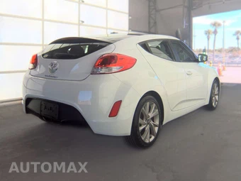 2016 Hyundai Veloster – miniatura 4