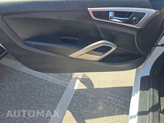 2016 Hyundai Veloster – miniatura 9