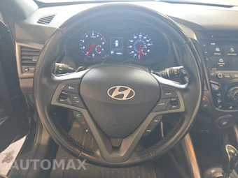 2016 Hyundai Veloster Turbo – miniatura 10