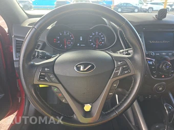 2016 Hyundai Veloster Turbo – miniatura 10