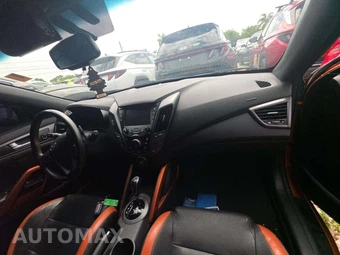 2016 Hyundai Veloster Turbo w/Orange Accent - miniatura 18