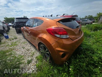 2016 Hyundai Veloster Turbo w/Orange Accent - miniatura 2