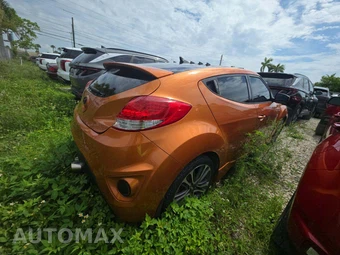 2016 Hyundai Veloster Turbo w/Orange Accent - miniatura 3
