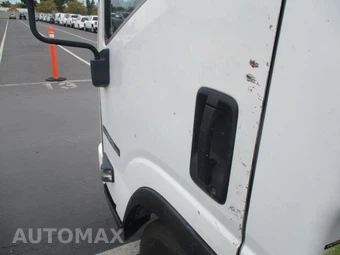 2016 Isuzu NPR HD Base Low Tilt - miniatura 23