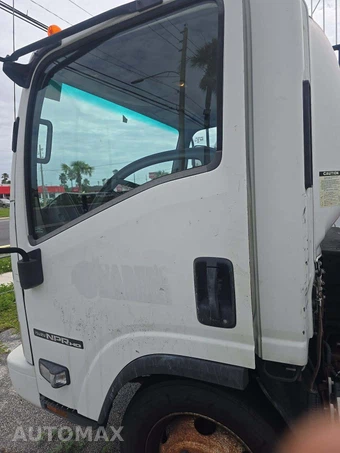2016 Isuzu NPR HD Base Low Tilt – miniatura 18