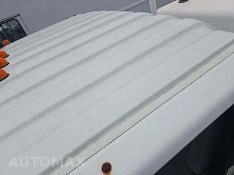 2016 Isuzu NPR HD Base Low Tilt – miniatura 20