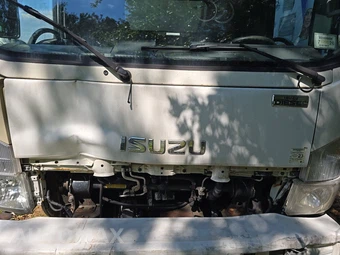 2016 Isuzu NQR Base Low Tilt – miniatura 14