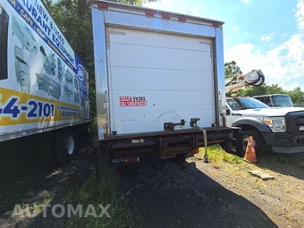 2016 Isuzu NQR Base Low Tilt – miniatura 5