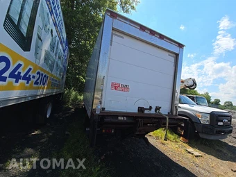 2016 Isuzu NQR Base Low Tilt – miniatura 6