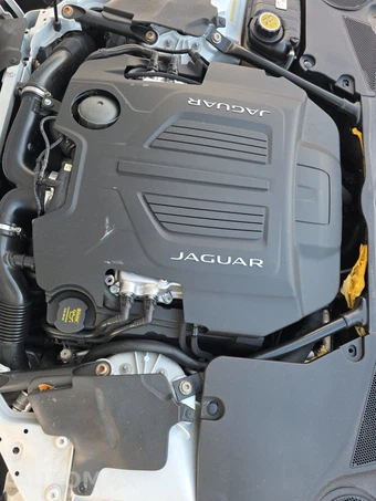 2016 Jaguar F-TYPE S Coupe - miniatura 14