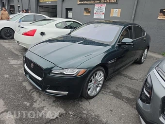 2016 Jaguar XF Prestige