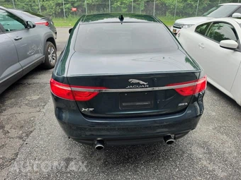 2016 Jaguar XF Prestige – miniatura 5