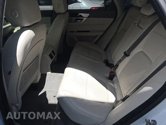 2016 Jaguar XF Prestige – miniatura 13