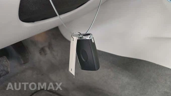 2016 Jaguar XF Prestige – miniatura 18