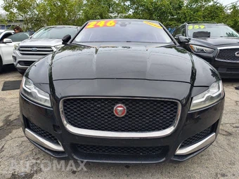 2016 Jaguar XF Prestige – miniatura 16