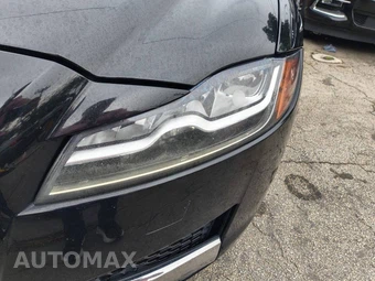 2016 Jaguar XF Prestige – miniatura 17