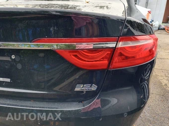 2016 Jaguar XF Prestige – miniatura 19