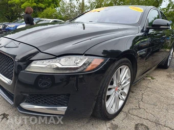2016 Jaguar XF Prestige – miniatura 24