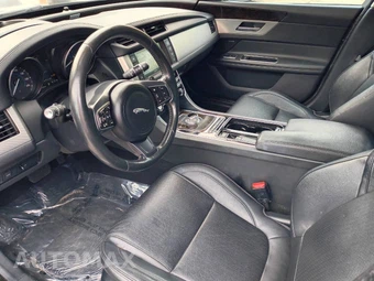 2016 Jaguar XF Prestige – miniatura 28