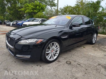 2016 Jaguar XF Prestige – miniatura 3